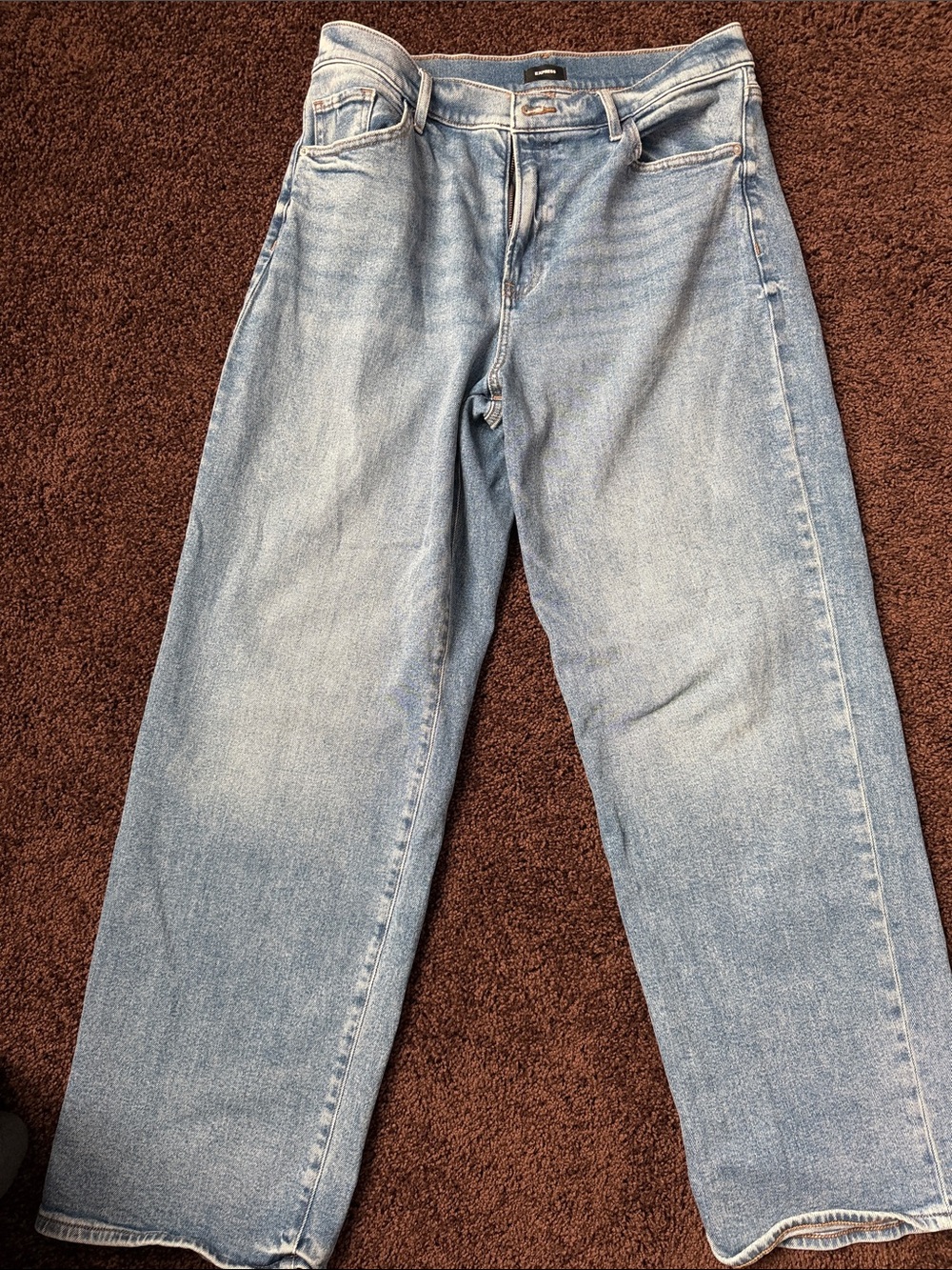Express Women's Light Blue relaxed straightLeg Jeans